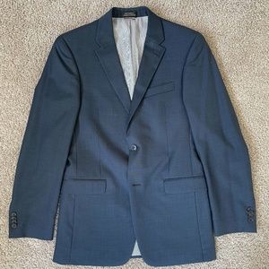 Tommy Hilfiger Men's 3-piece, unaltered, Blue Worsted Wool Suit